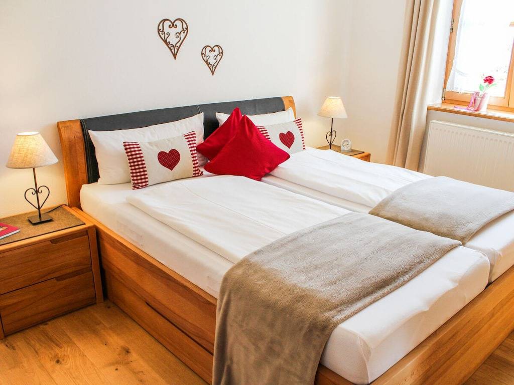 * * * * "Landhaus Alpenblick" in Grafing, Oberbayern