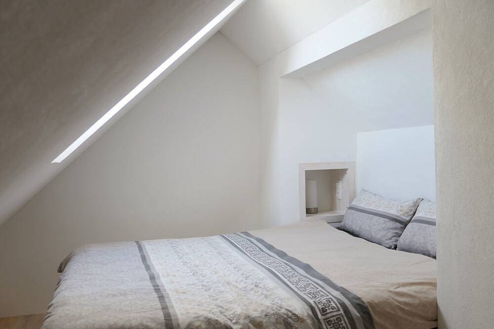 Ganze Wohnung, Upstairs6b in Petersberg, Rhön-Hessen