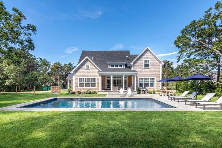 Vacation house for 10 people, with yard and balcony in Massachusetts