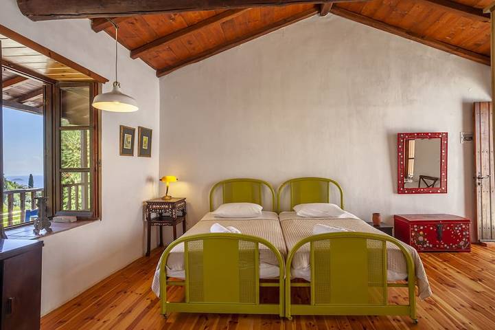 The property has two bedrooms one swimming pool, parking space and sea view. in Sporaden