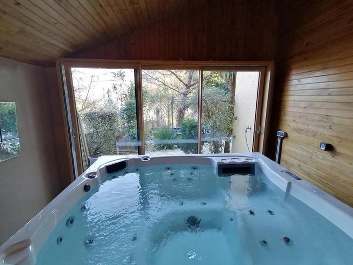 Chambre d’hôte pour 2 personnes, avec vue ainsi que jardin et terrasse