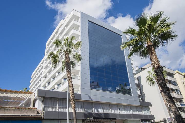 Hôtel pour 2 personnes, avec piscine et terrasse