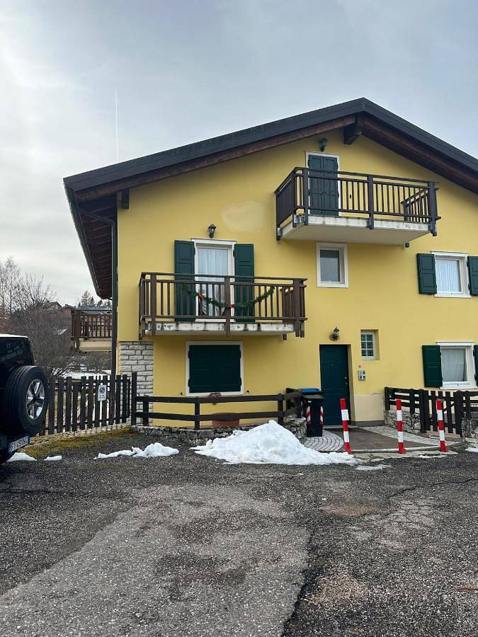 Gîte pour 6 personnes, avec vue et terrasse, animaux acceptés dans Serrada - 2