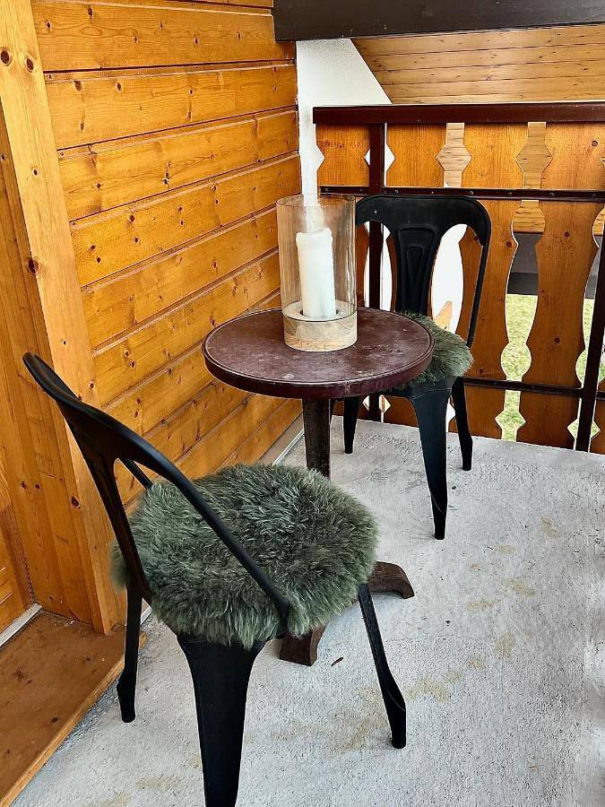 Gîte pour 6 personnes, avec balcon ainsi que vue sur le lac et vue à Thollon-les-Mémises - 3