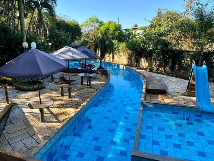 Casas e apartamentos de temporada para 2 pessoas, com jacuzzi e jardim e ainda piscina and piscina infantil na Foz do Iguaçu