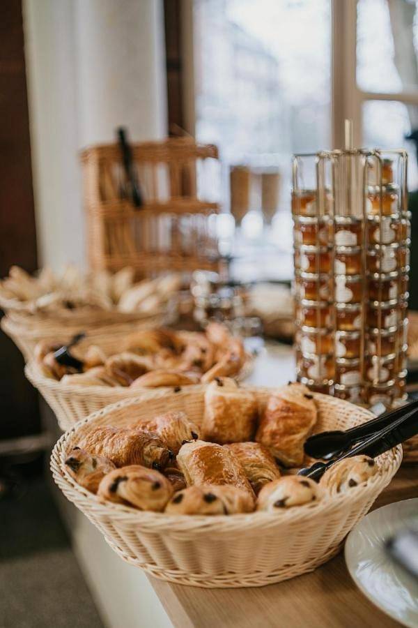 Hôtel pour 2 personnes, avec vue ainsi que sauna et terrasse à Valenciennes - 4