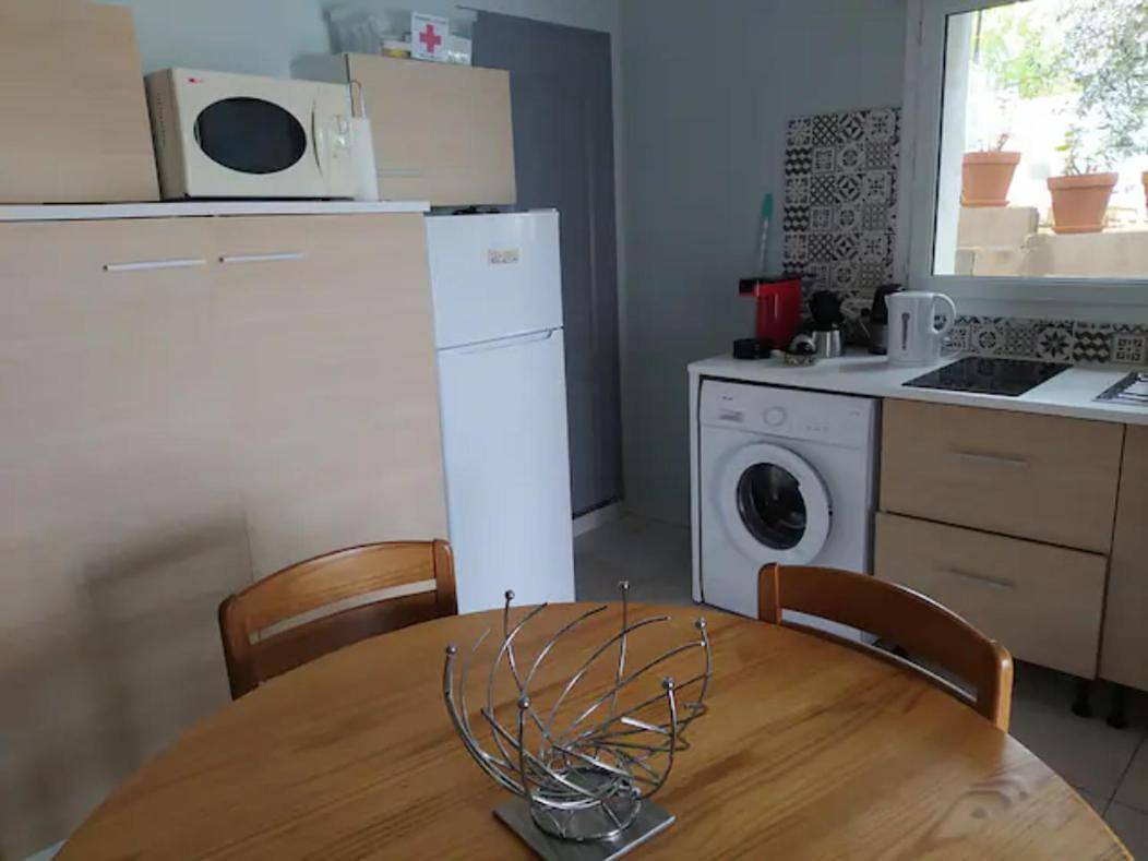 Appartement entier, Studio de la pinède in Nissan-lez-Enserune, Côte méditerranéenne (France)