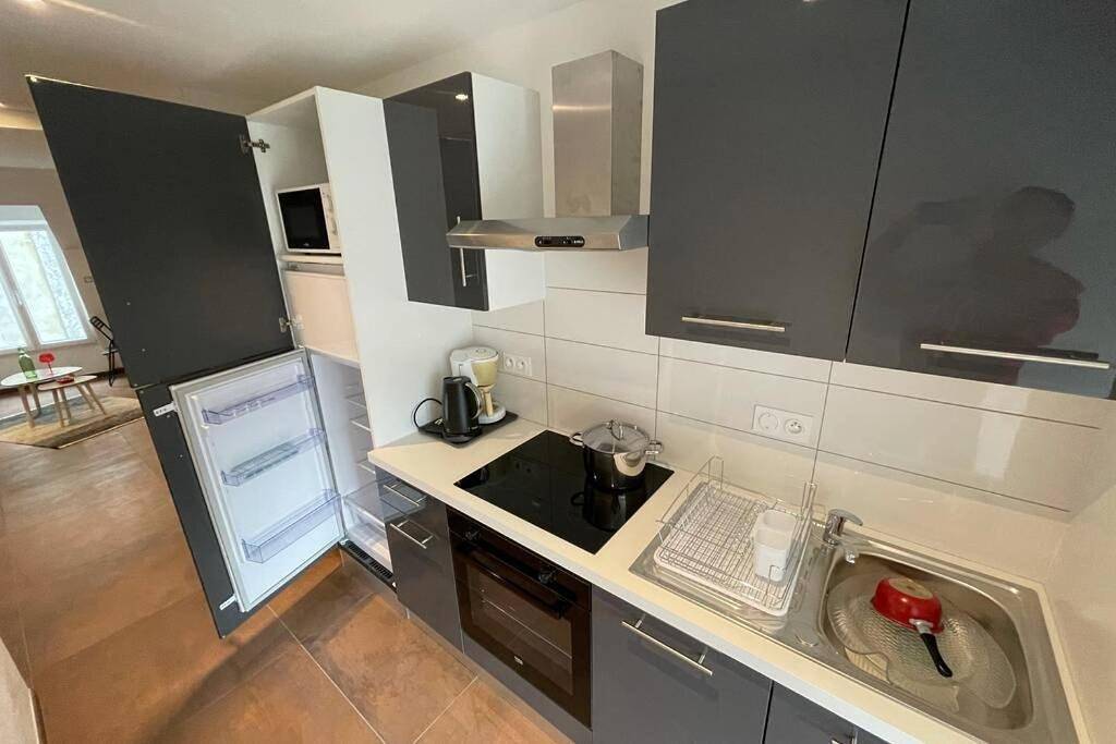 Appartement entier, Two-Bedroom Apartment in Landerneau, Région de Brest