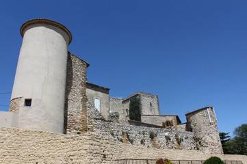 Chambre d’hôte pour 2 personnes, avec vue ainsi que terrasse et jardin à Vedène
