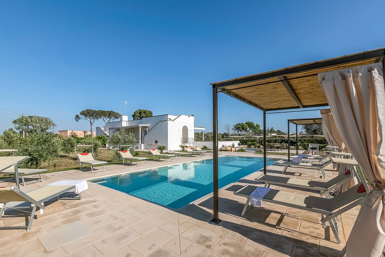 Casa Vacanza per 18 Persone in Alezio, Golfo di Taranto