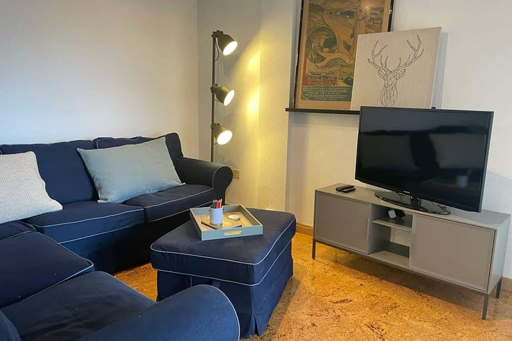 Appartement entier, Appartement Confortable avec Piscine, Salle de Sport et Parking à 10 min du Centre de Jaca in Jaca, Pyrénées espagnoles