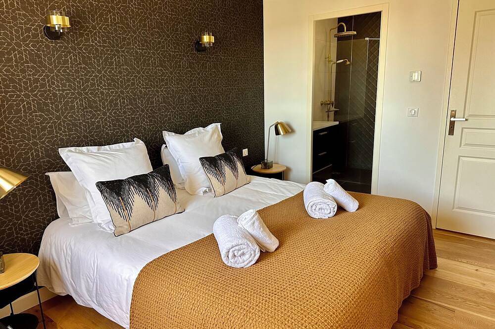 3 minutes from the center (Provencal village) and shops: Mas St Olive with swimming pool in Maussane-les-Alpilles, Arles und Umgebung