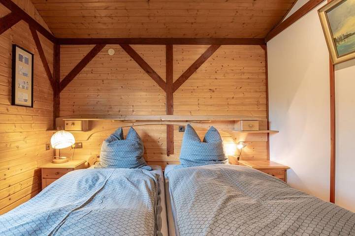 Ferienhaus für 4 Personen, mit Terrasse und Garten in Hesel - 4