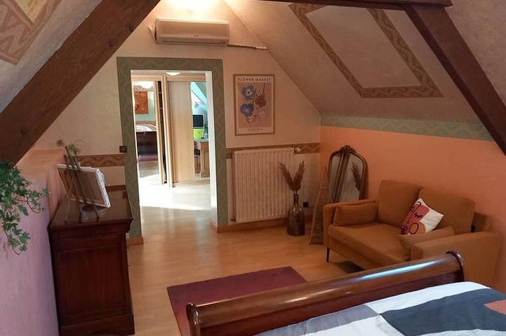Gîte pour 10 personnes, avec terrasse ainsi que jardin et jacuzzi dans Vinon - 4