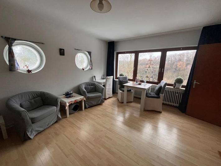 Ferienwohnung für 3 Personen, mit Terrasse und Garten sowie Ausblick in Remscheid