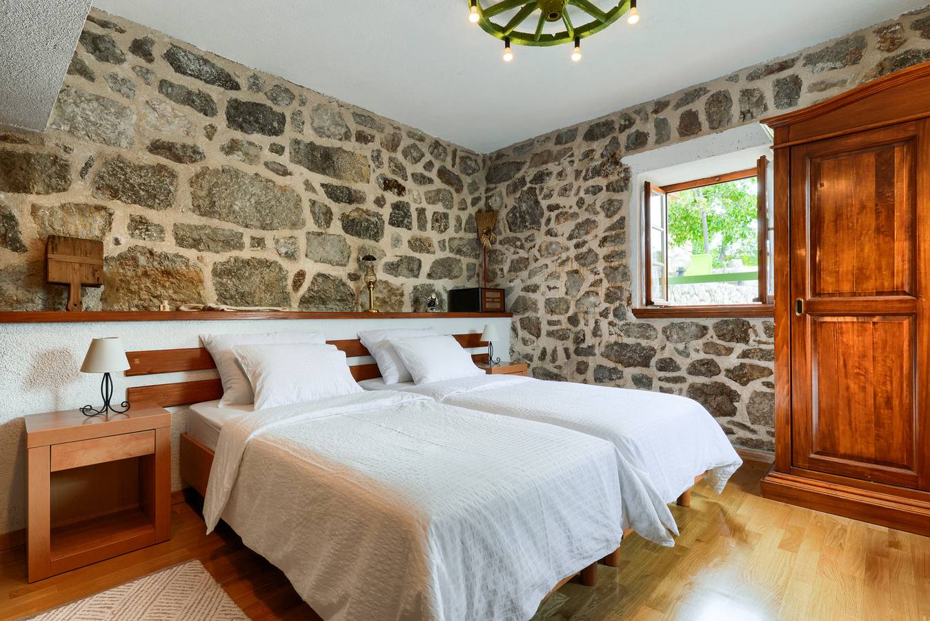 Traditionelles Steinhaus Adrian in Tribanj, Starigrad