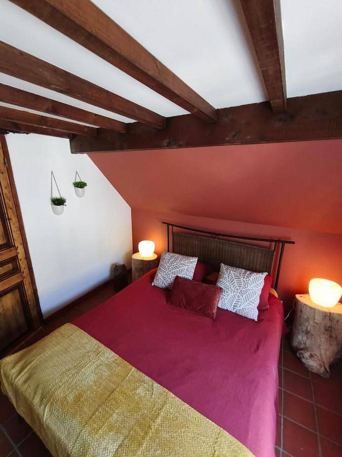 Location de vacances pour 2 personnes, avec terrasse à Bouzic - 2
