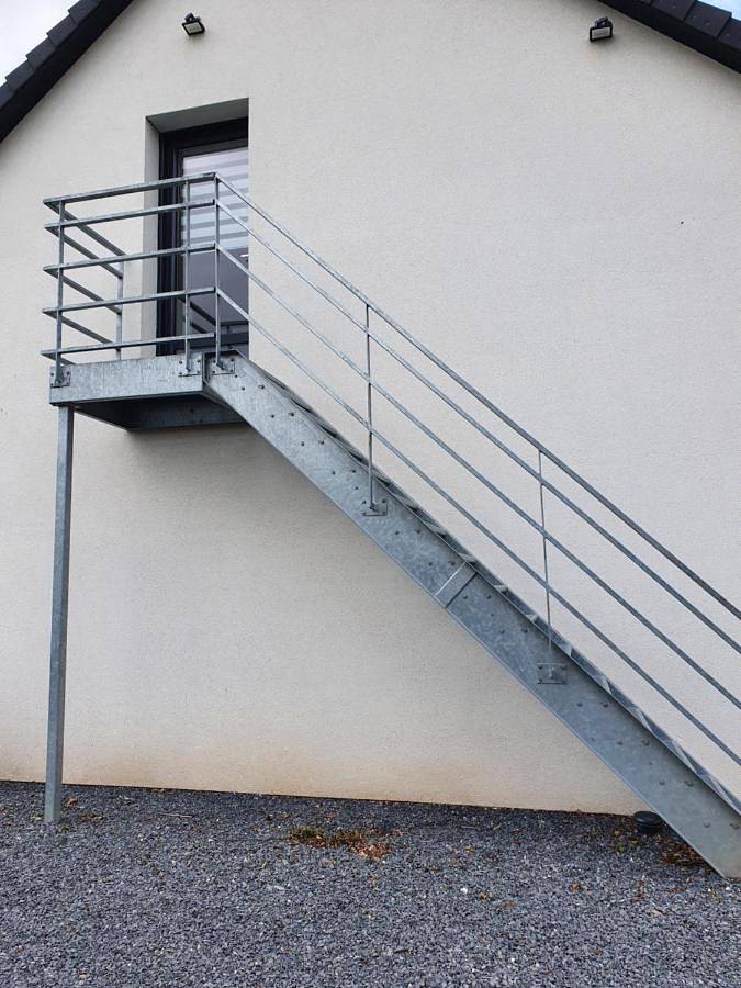 Gîte pour 2 personnes, avec vue et jardin dans Yvrench