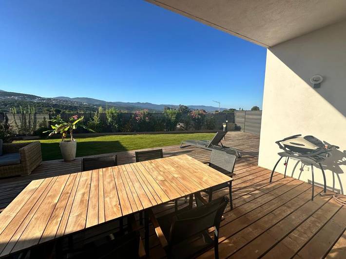 Appartement de vacances pour 2 personnes, avec jardin et vue, animaux acceptés