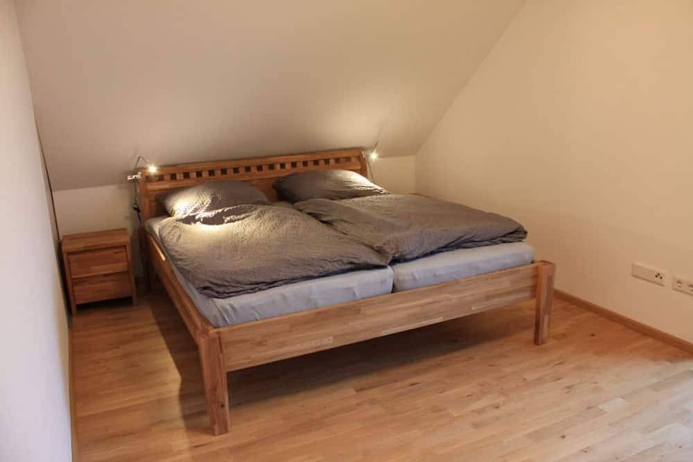 Apartamento entero, Attic apartment - Ferienwohnungen Werner in Schondorf am Ammersee, Lago Ammer