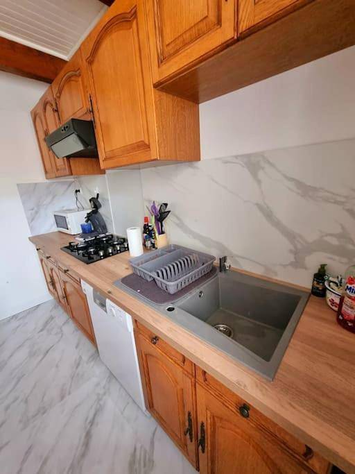 Location de vacances pour 12 personnes, avec vue et terrasse, animaux acceptés à Durban-Corbières - 3