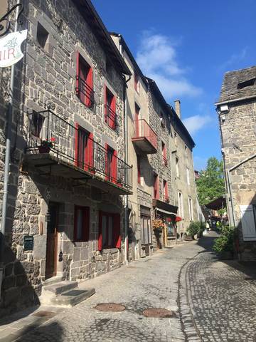 Gîte pour 8 personnes dans Office De Tourisme Besse