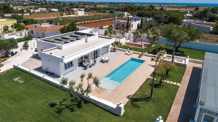 Maison de vacances pour 10 personnes, avec piscine à Manduria