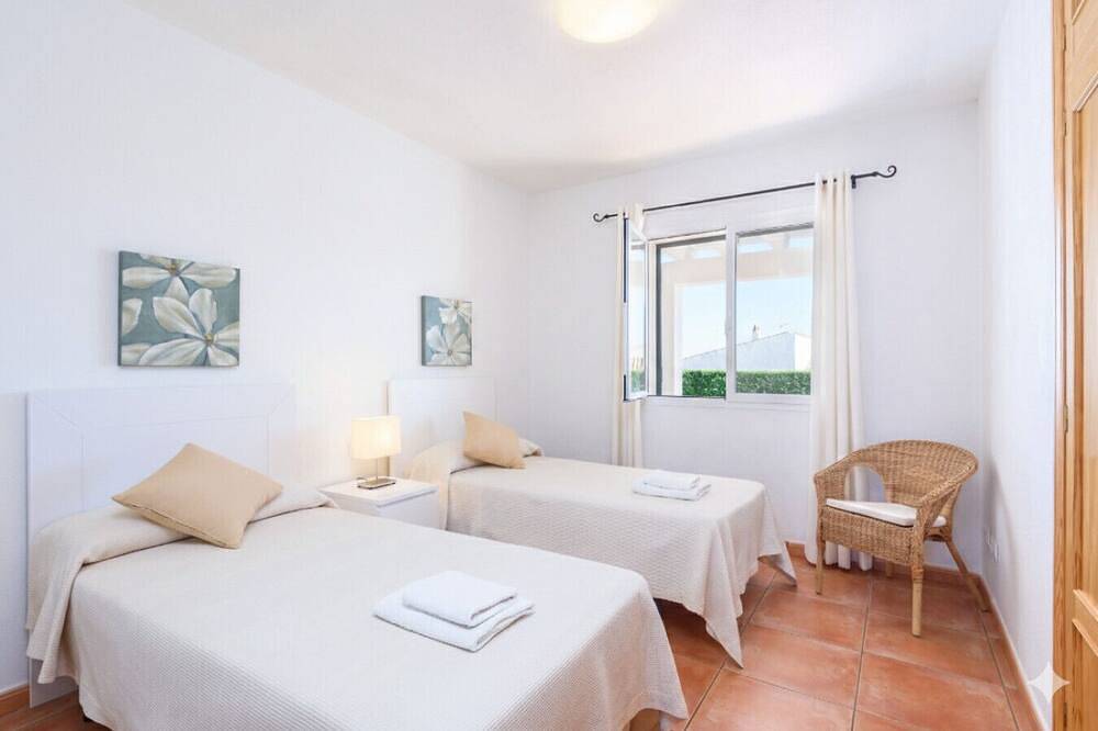 Villa Rose. Private swimming pool. Free Ac & Wifi in Binissafuller, Sant Lluís