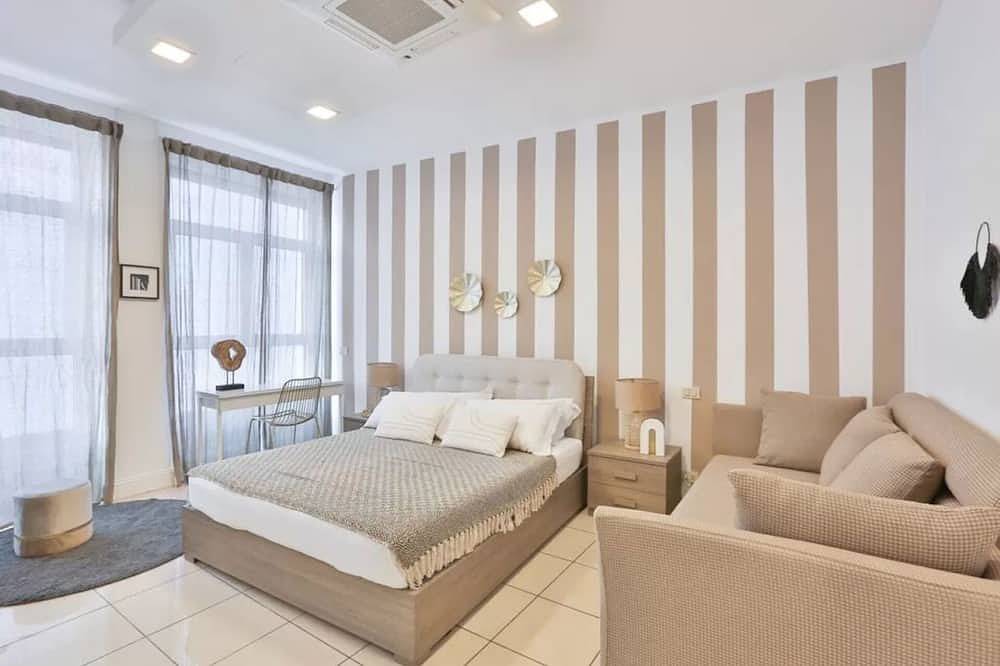 Entire apartment, Apartment in Milan with 2 bedrooms sleeps 5 in Milan, Milan Province