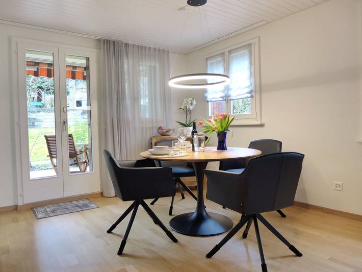 Ferienwohnung für 2 Personen, mit Garten und Seeblick sowie Terrasse und Ausblick am Thunersee - 4