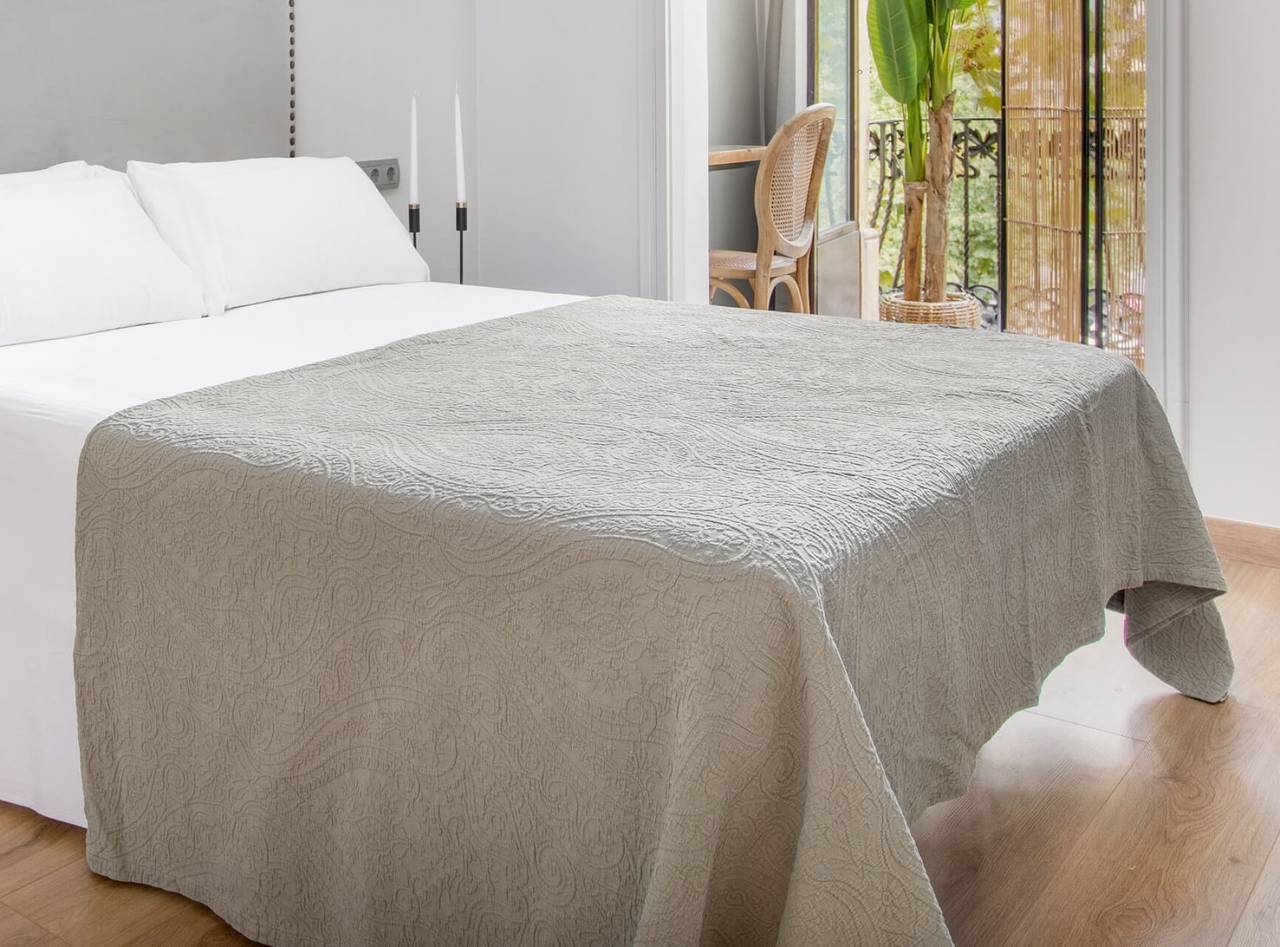 Juliet - Deluxe Double room with balcony in Barcelona Centre, Barcelone