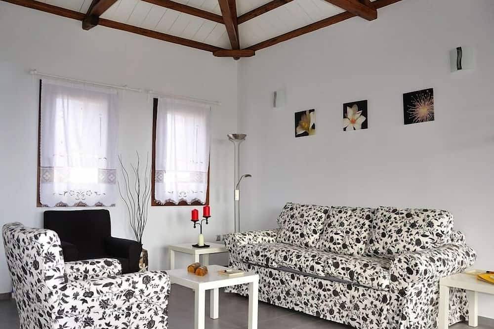 Geheel appartement, Alonissos, Old Village (Hora) prachtig appartement met een prachtig helder uitzicht op zee in Alonnisos Stad, Alonissos