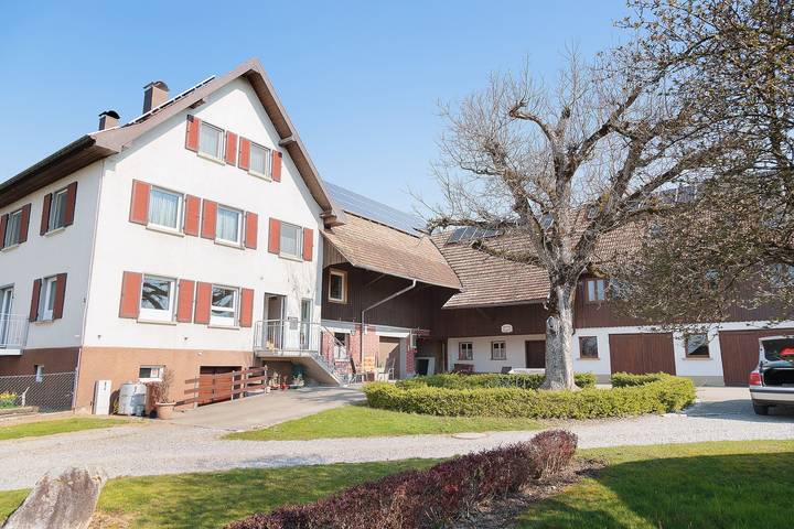 Kamer met gedeelde tuin en wifi in Kressbronn am Bodensee, Region Bodensee-Oberschwaben