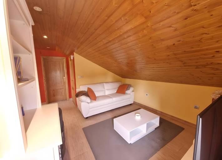 Casa rural para 8 personas, con Jardín en Valdés  - 2