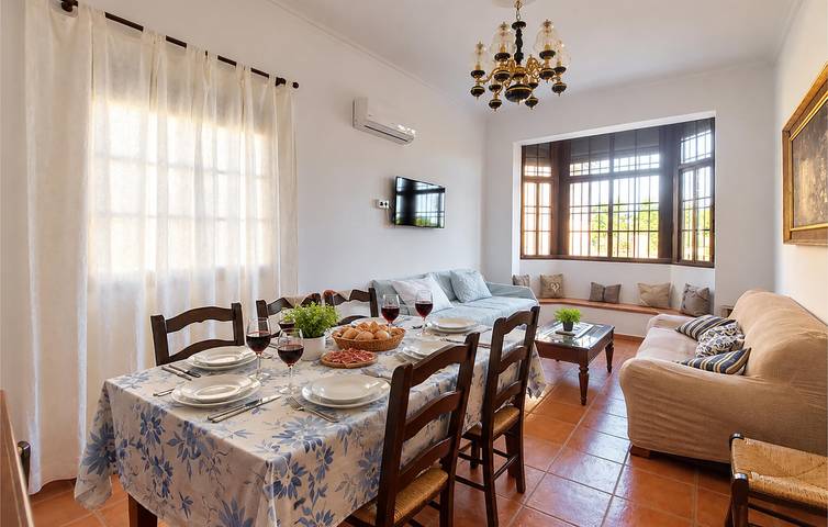 Moderne 2-Zimmer-Wohnung mit Pool und Parkplatz in der Nähe des Stadtzentrums von Bornos in Bornos, Pueblos Blancos