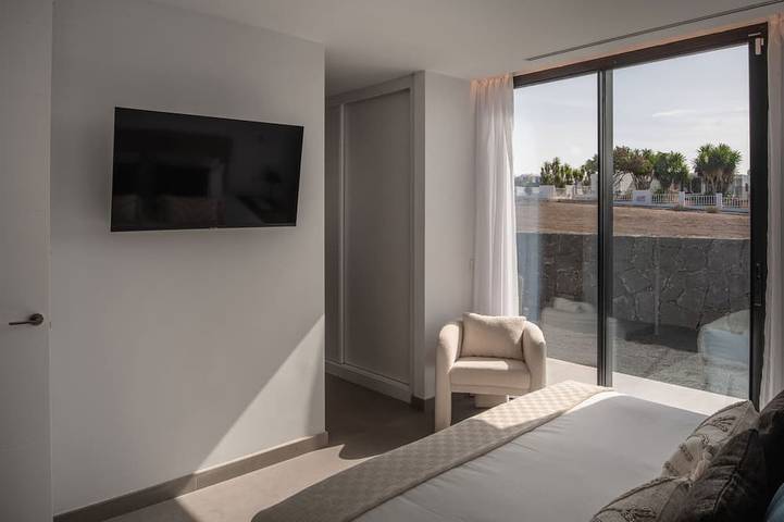 Avasarala by Buenavilla | A 3 bedroom luxury villa in Puerto Calero in Puerto Calero, Yaiza