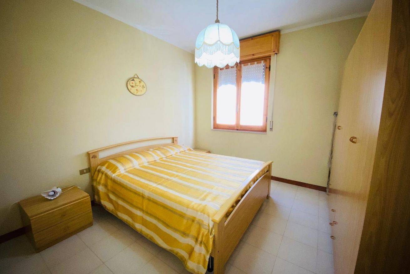 Apartamento entero, Apartamento de vacaciones para 4 personas con balcón/terraza in Bosa Marina, Planargia