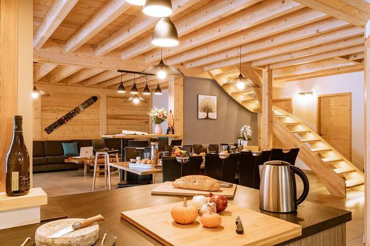 Location de vacances pour 10 personnes, avec Balcon à Sainte-Reine