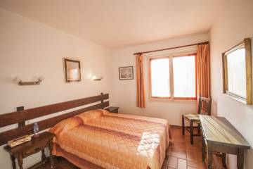Apartment for 4 People in Pals, Lower Empordà, Photo 4