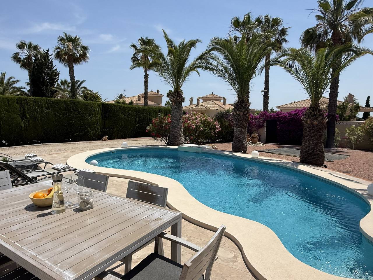 Maison de vacances 'Casa La Buena Vida' avec vue montagne, Wi-Fi et climatisation in Busot, Costa Blanca