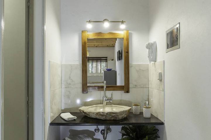 Ferienwohnung für 2 Personen, mit Garten und Terrasse sowie Pool in Archangelos - 4