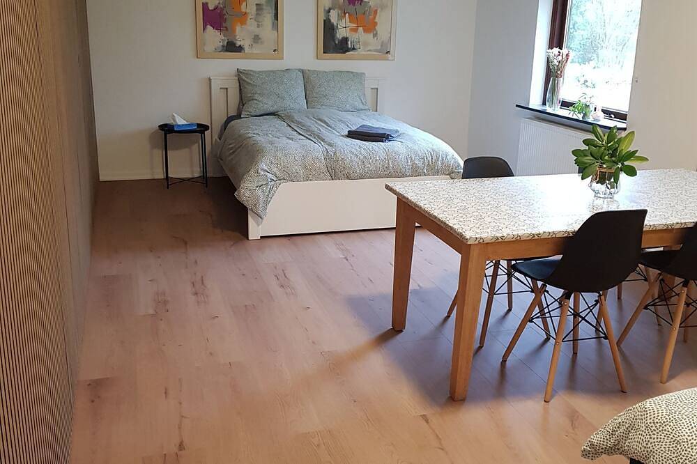 Hel leilighet, Central Holiday Apartment in Billund - 500 m from Lego House in Billund, Billundregionen