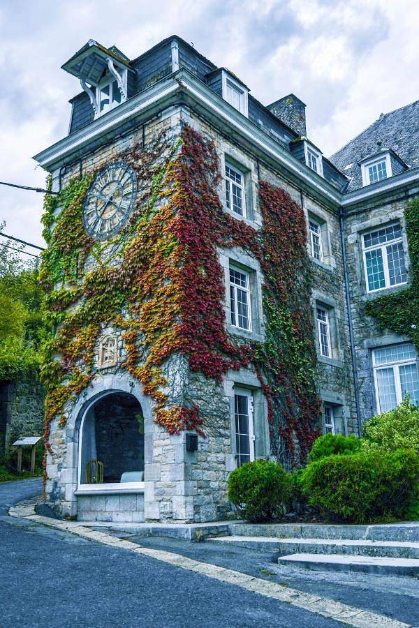 Gîte pour 6 personnes, avec terrasse dans Nismes