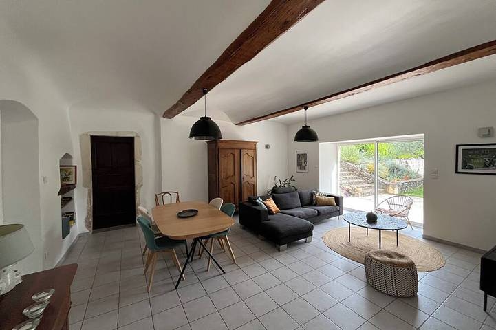 Gîte pour 8 personnes, avec jardin à Baix - 3