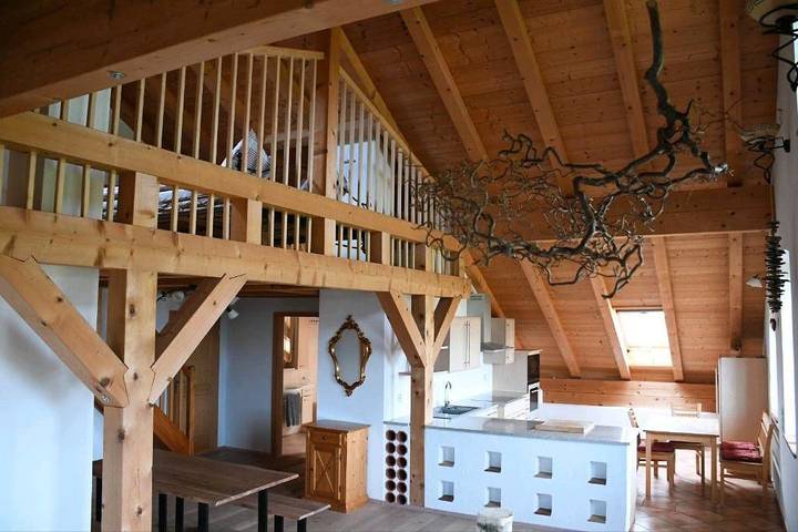 Ferienwohnung für 6 Personen, mit Balkon und Whirlpool