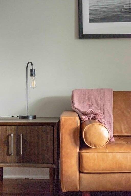 Modern & Large House ❤️ 10 Bed / 4 Bath / 2 Kitchens | Host 26 Guests in Columbus, Ohio