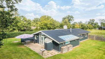 Ferienhaus für 9 Personen, mit Sauna und Terrasse sowie Pool in St. Sjørup