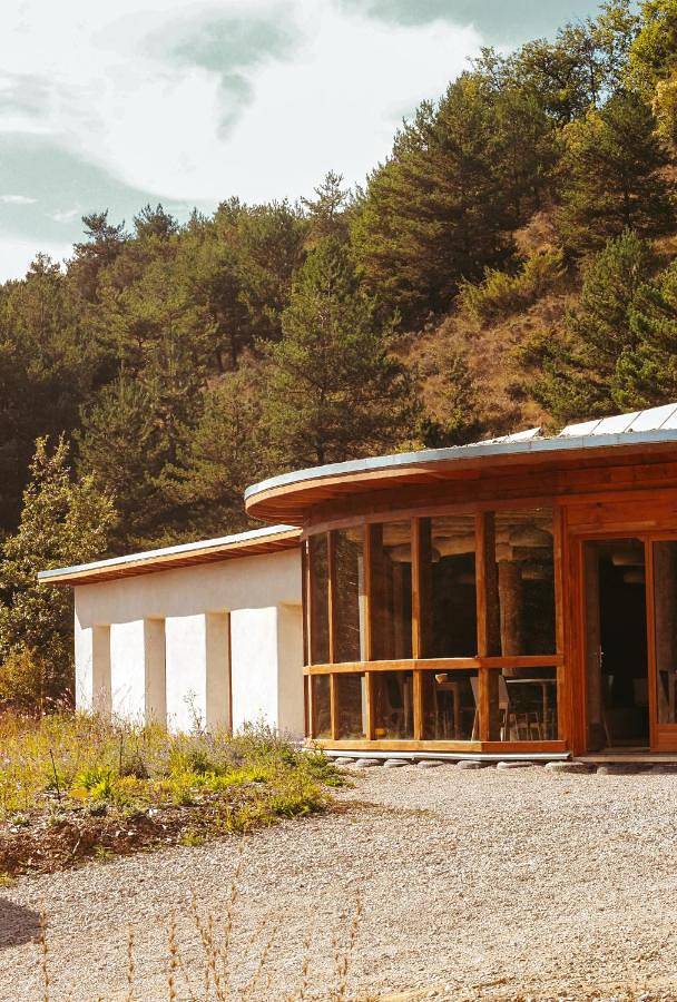 Casa rural para 24 personas, con Terraza además de Jardín y Vistas en Pirineo Navarro