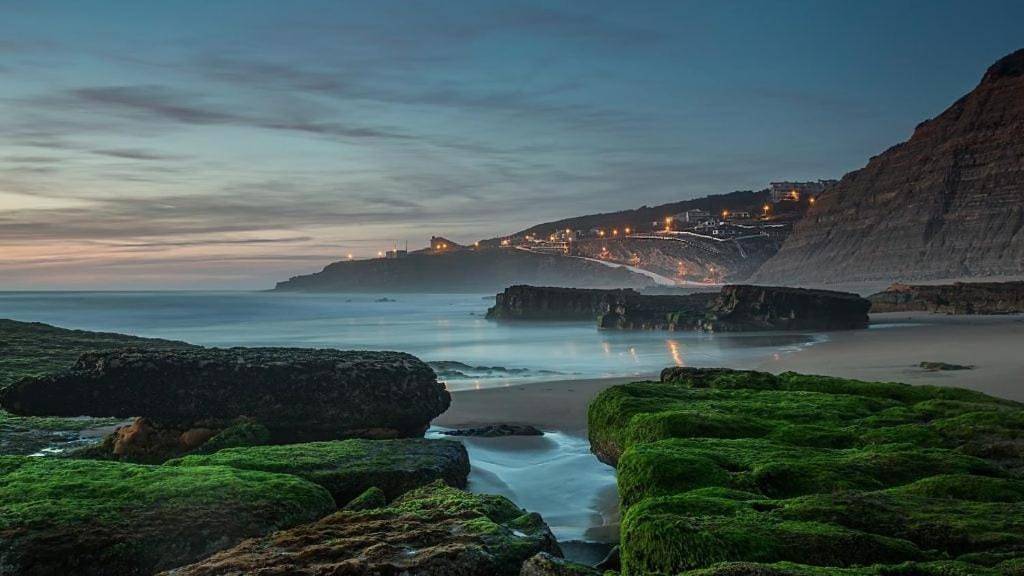 Casa dos Malmequeres - Praia do Magoito - Sintra in Praia do Magoito, São João das Lampas e Terrugem