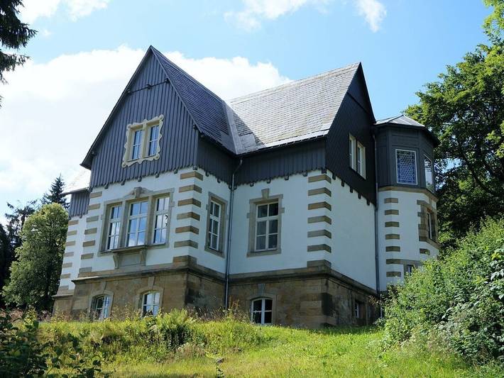 Ferienhaus für 18 Personen, mit Terrasse und Sauna in Altenberg